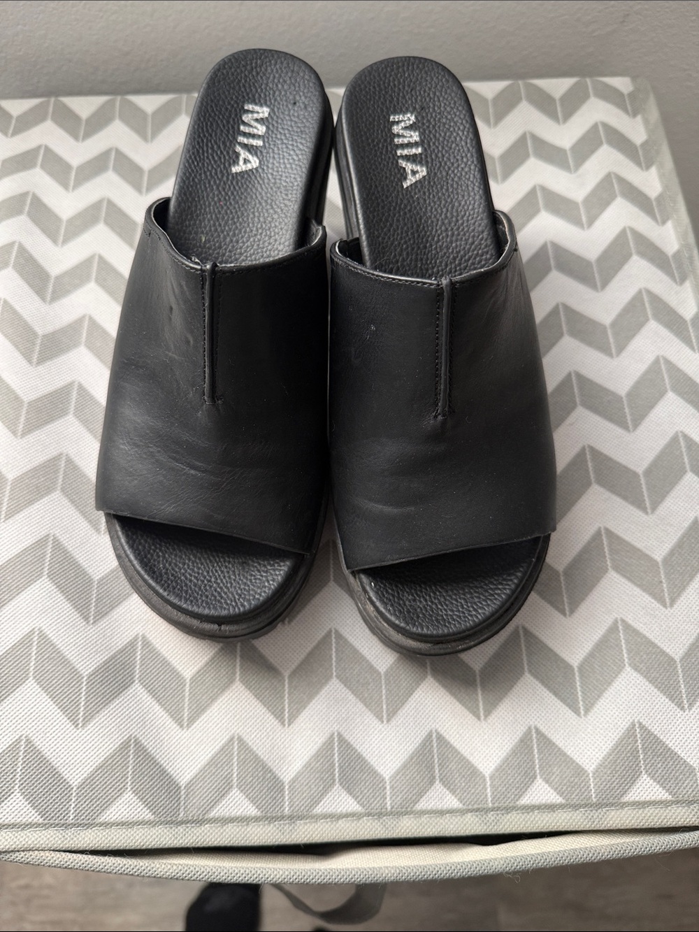MIA Black Open-Toe Slip-On Leather Mules